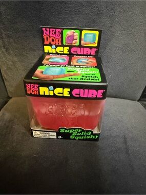 Nee Doo Nice Cube Super Solid Squish - Pink